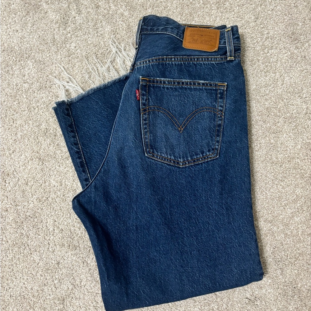 Levi’s ribcage jeans